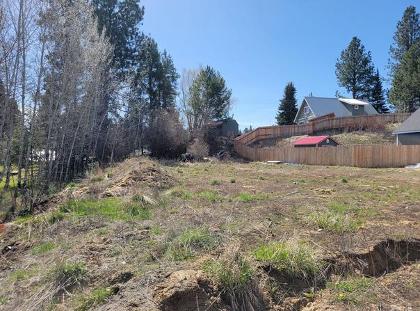 405 Antonette Circle, Cascade, ID 83611