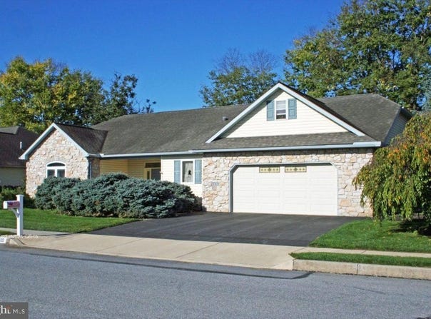 555 BLOSSOM TRL, MOUNT JOY, PA 17552