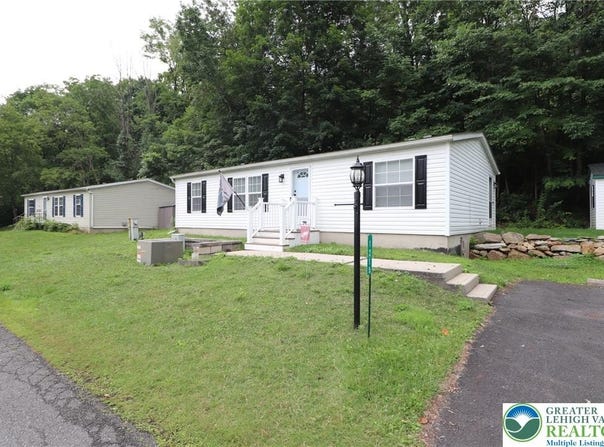 1215 Blue Mountain Circle, Ross Twp, PA 18353