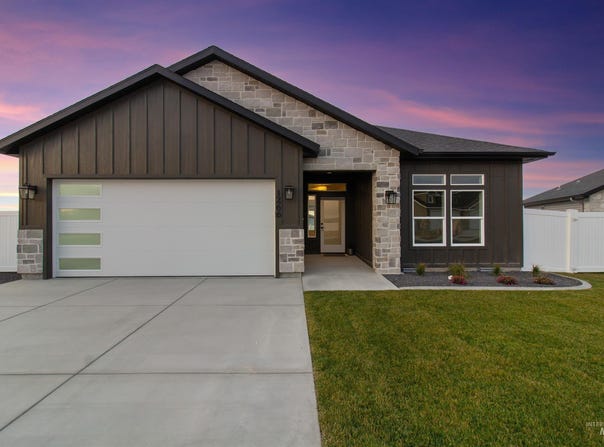 1266 Crestview Dr., Twin Falls, ID 83301