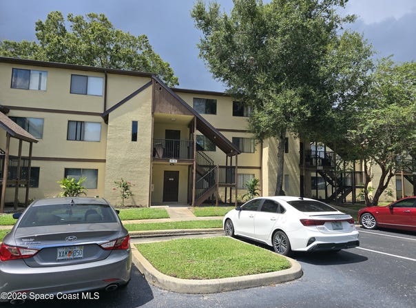 7801 Maplewood Drive, West Melbourne, FL 32904