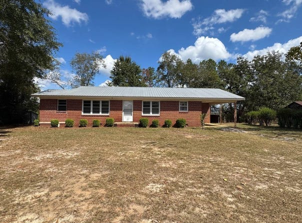 882 Poorhouse Road, Greenville, AL 36037