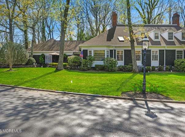 5 Berkeley Square, Brielle, NJ 08730