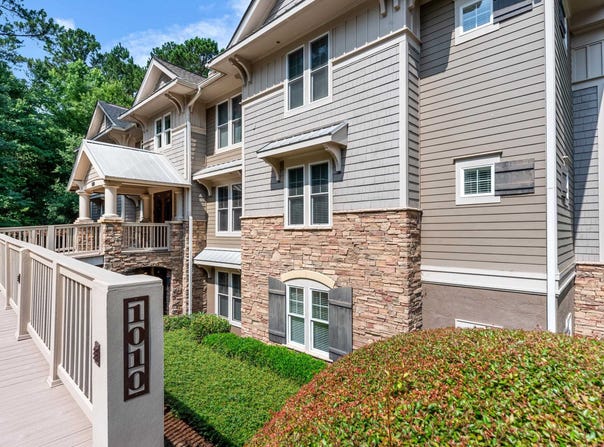 1010B PORTAGE TRAIL, Greensboro, GA 30642