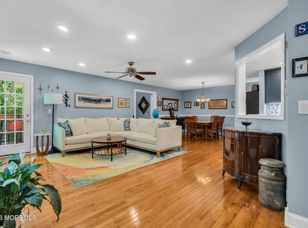 364 Mayfair Place, Morganville, NJ 07751