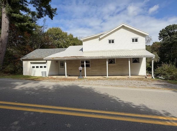 5003 Georgetown Rd, Franklin, PA 16323