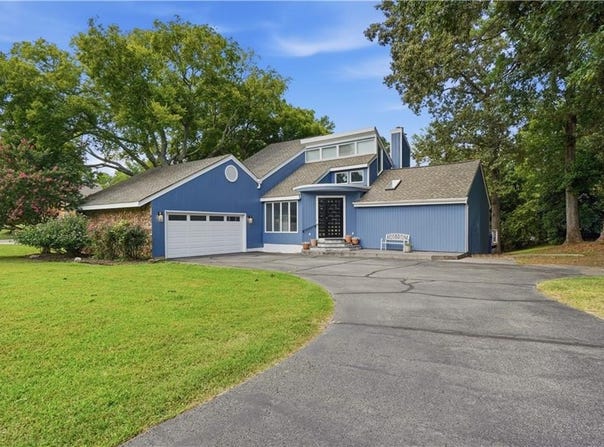 9017 River Crescent, Suffolk, VA 23433