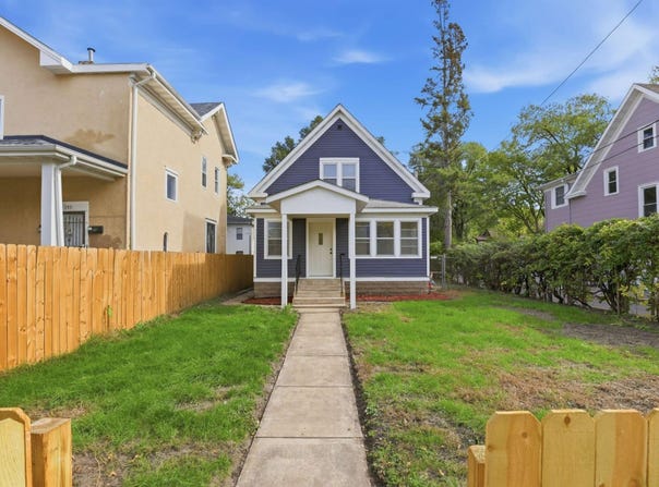 2533 Cedar Avenue S, Minneapolis, MN 55404