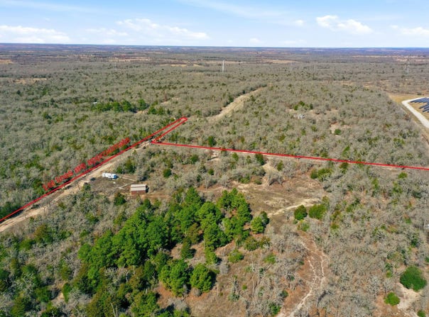 1310 Perry Ln, Thorndale, TX 76577