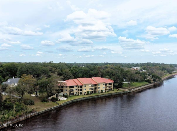 2099 E WINTERBOURNE, Orange Park, FL 32073