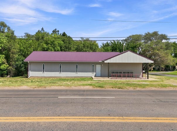 4 Oklahoma Blvd., Alva, OK 73717