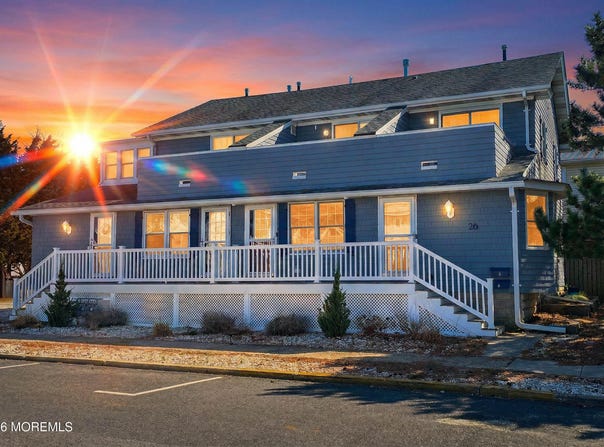 26 Bond Avenue, Lavallette, NJ 08735