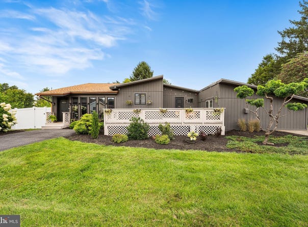 3815 SPEAR Street, BETHLEHEM, PA 18020