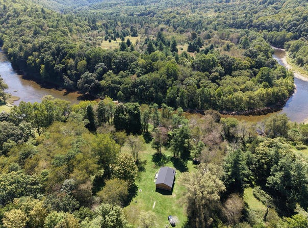 250 Stoney Bottom Ln, Dunmore, WV 24934