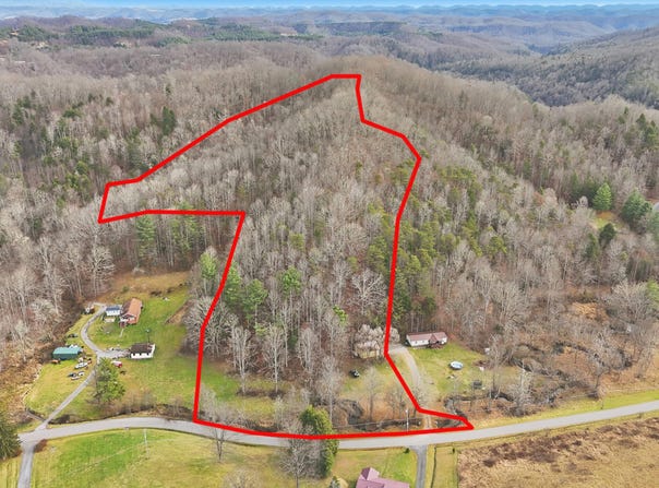 River Lane, Coeburn, VA 24230