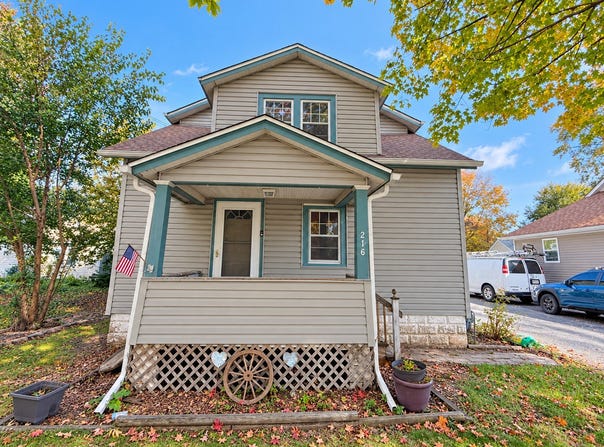 216 Keck Avenue, Aurora, IL 60505
