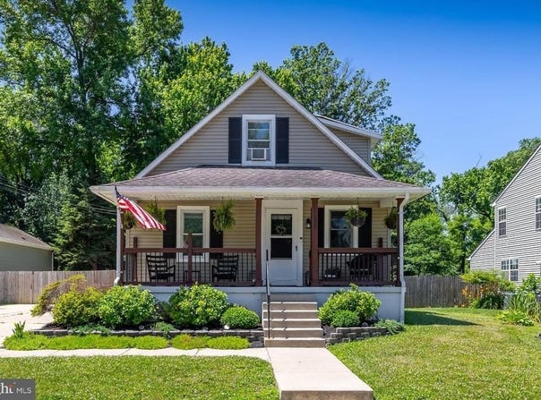 220 E WILLIAMS AVENUE, BARRINGTON, NJ 08007