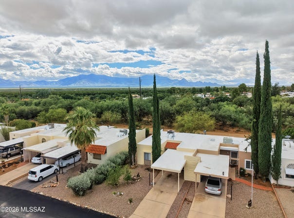 1180 S Alpine Circle, Green Valley, AZ 85614