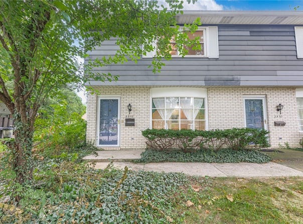 2512 Red Coach Drive, Springfield, OH 45503