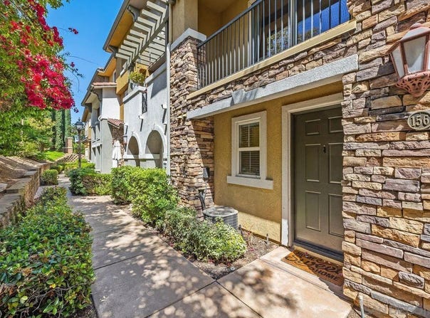 156 Via Montisi, Santee, CA 92071