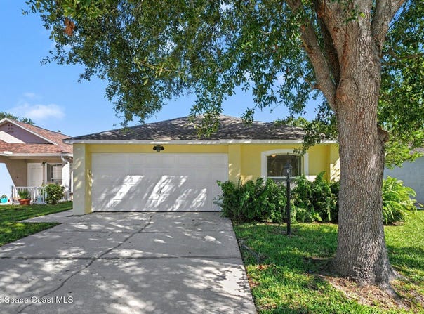 2824 Maderia Circle, Melbourne, FL 32935