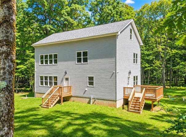 115 Deer Path Lane, Tobyhanna Twp, PA 18346