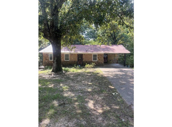56 SFC 314, Forrest City, AR 72335