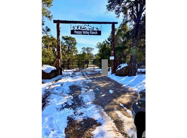 1841 E UPPER HAPPY VALLEY Loop, Teasdale, UT 84773