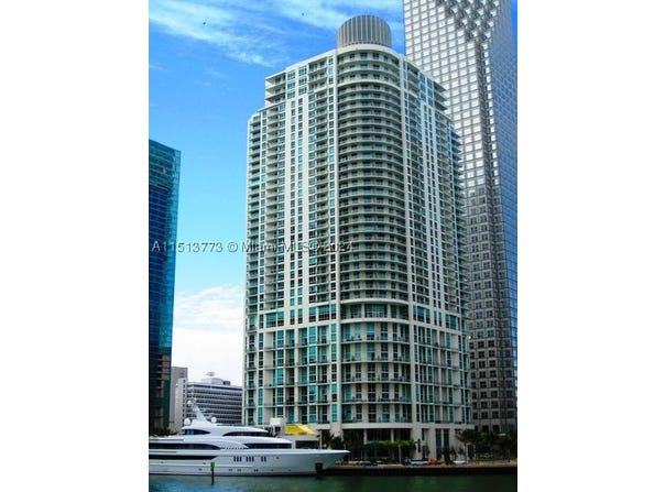 300 S Biscayne Blvd, Miami, FL 33131