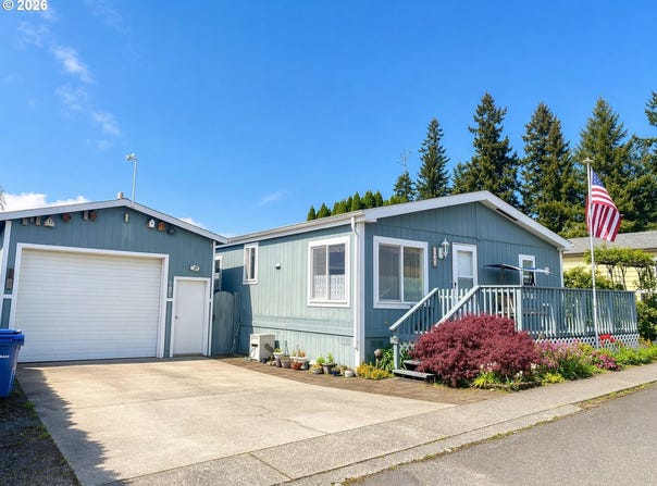 1512 W B Ave, LaCenter, WA 98629