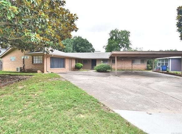 4659 E 55th Place, Tulsa, OK 74135