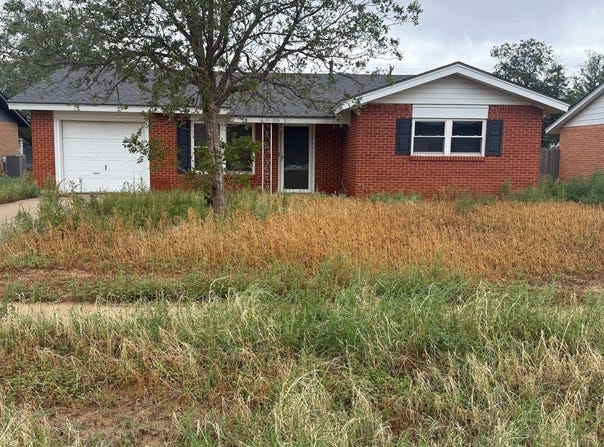 306 Osage Avenue, Post, TX 79356