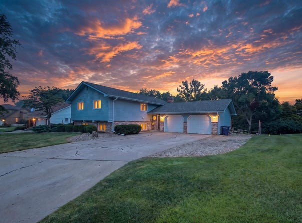 2941 Dimrill Stair, Manhattan, KS 66503