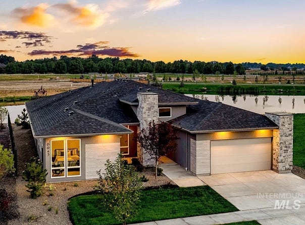 7015 Saddle Bred Way, Star, ID 83669