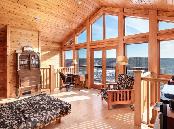 29001 Skyview Lane, Wauzeka, WI 53826-8805