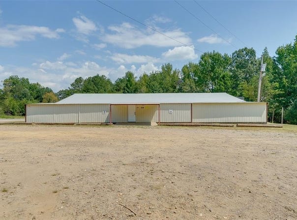 13340 E US Hwy 70, Broken Bow, OK 74728