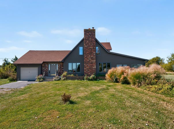 3521 Hempridge Road, Waddy, KY 40076