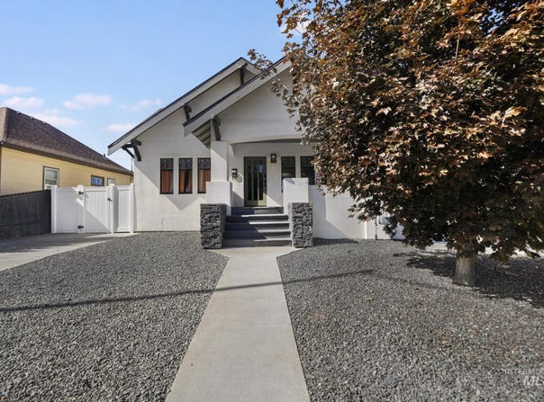 661 2nd Ave N, Twin Falls, ID 83301