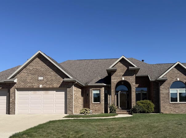4767 PINE VIEW Court, Bay City, MI 48706