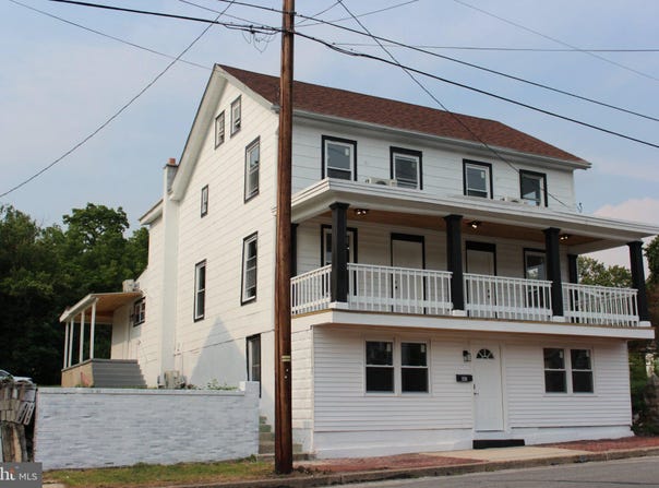 447 MARKET Street, WILLIAMSTOWN, PA 17098