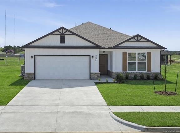 8505 E Ft Worth Street, Broken Arrow, OK 74014