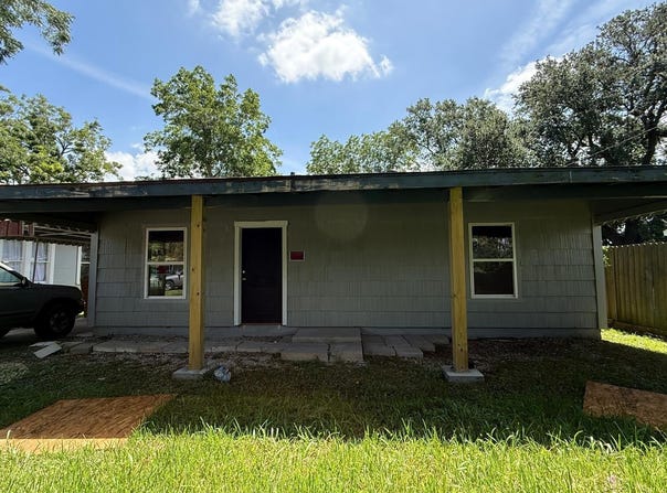 5155 S Irving, Beaumont, TX 77701