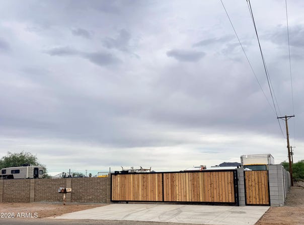 3050 W 4TH Avenue, Apache Junction, AZ 85120