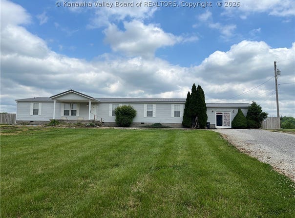 1146 Sunset Lane, Point Pleasant, WV 25550