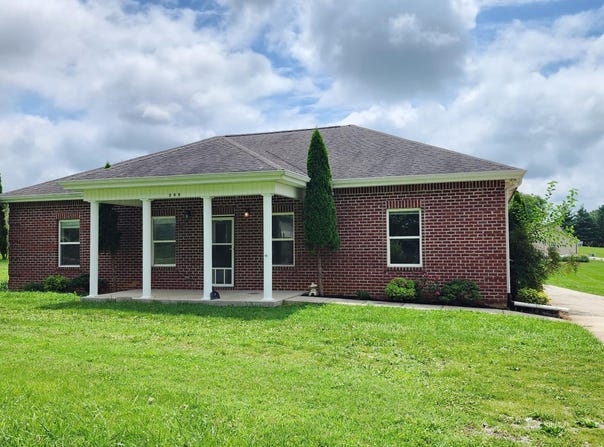 299 Highway 1676, Science Hill, KY 42553