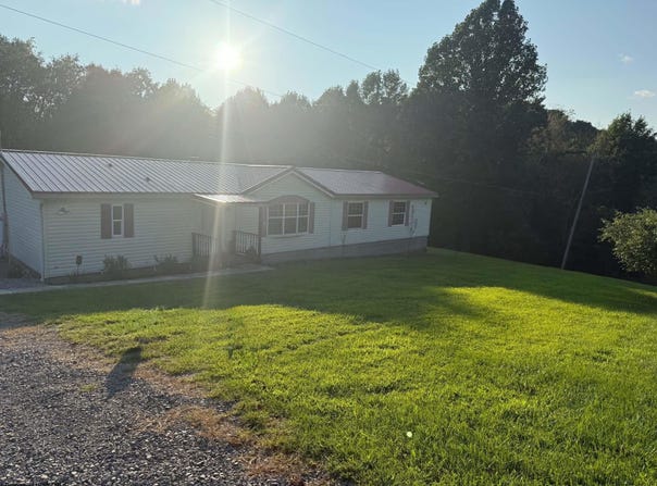 165 Everson Lane, Volga, WV 26238