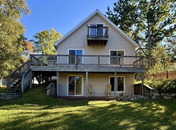 1621 Loebrich Drive, Gladwin, MI 48624