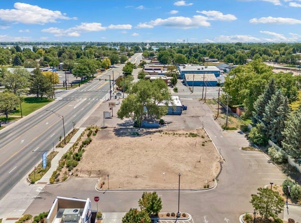 2004 W Eisenhower Blvd, Loveland, CO 80537