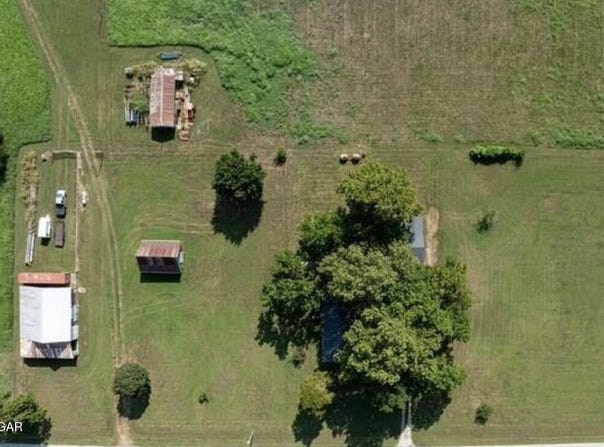 14564 County Road 70, Carthage, MO 64836