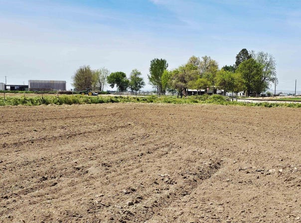 Denver Rd, Fruitland, ID 83619
